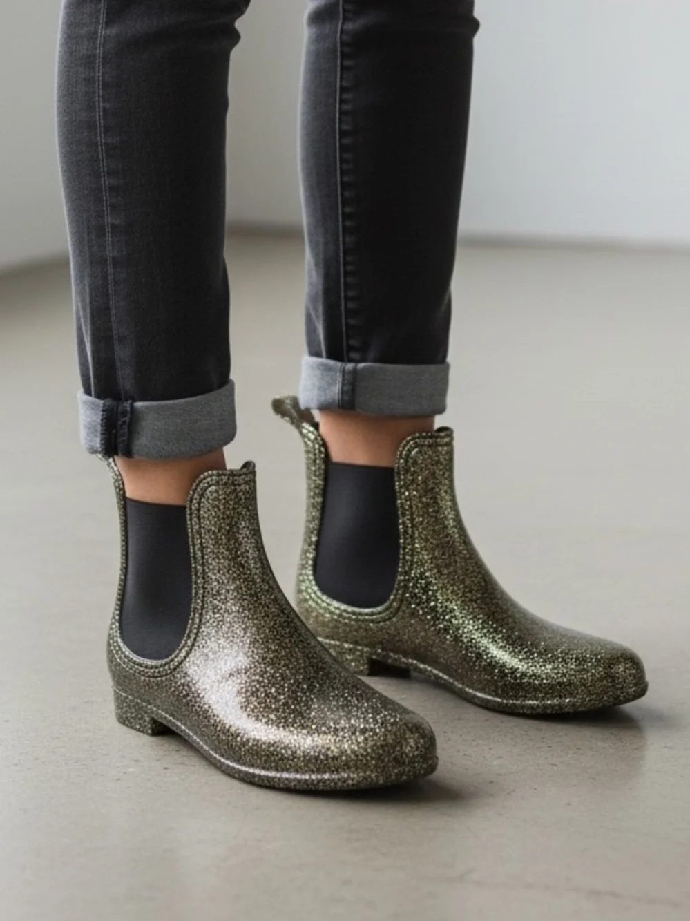 Report Gold Glitter Chelsea Rain Boots Waterproof Ankle Booties Size 9 / 40
